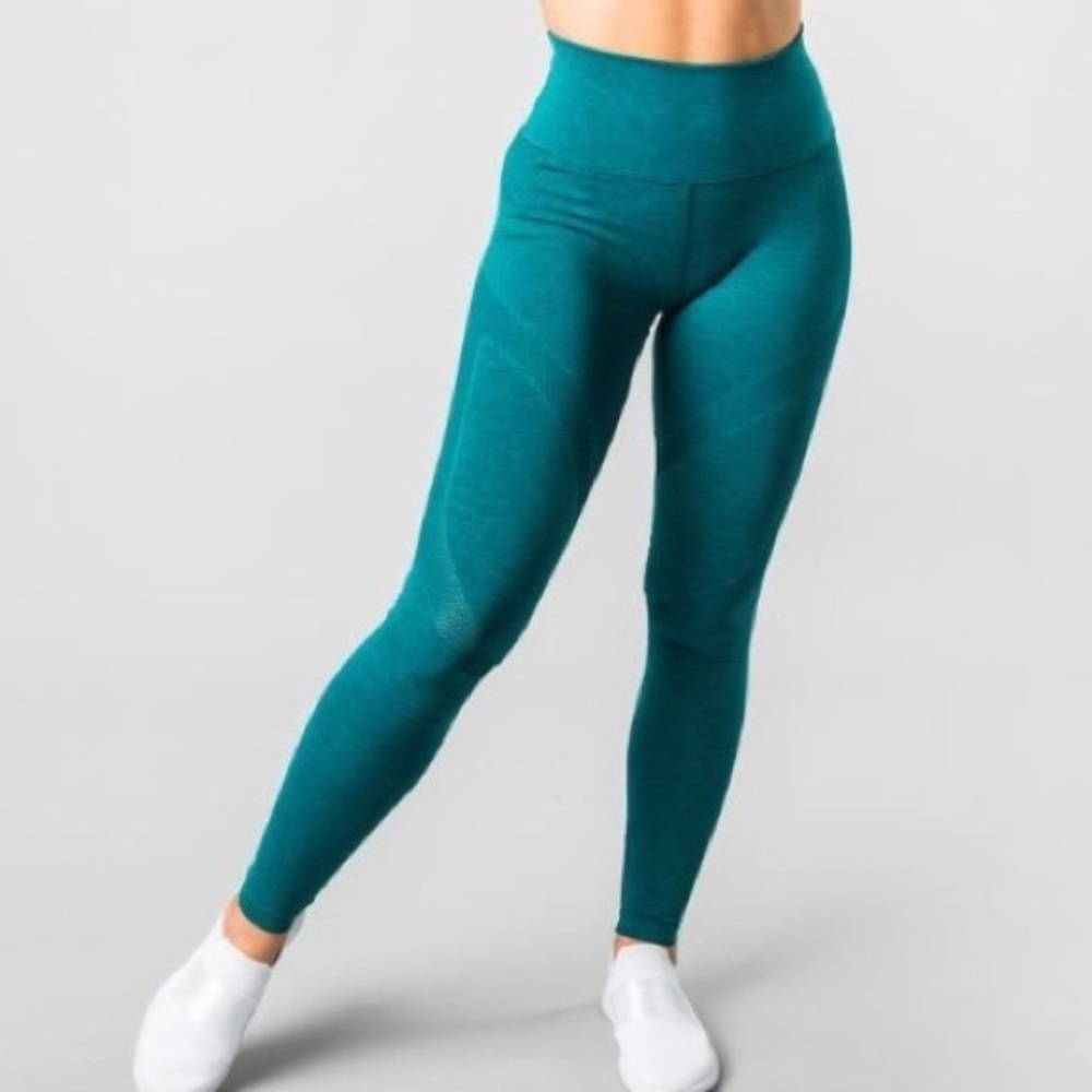 Alphalete Teal Aero leggings